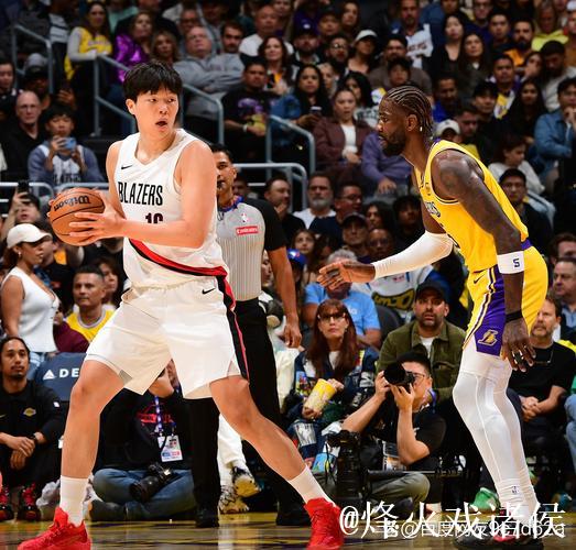 15年第9顺位球员一年合同回归太阳,职业生涯场均贡献8.8分 15年第9顺位球员一年合同回归太阳,职业生涯场均贡献8.8分