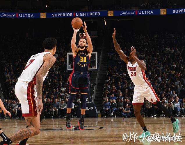 库里31分无力回天，约维奇20分带领热火力克勇士止连败